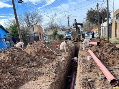 Simas sustituye tubería de 8 pulgadas en la Bravo con una inversión de 200 mil pesos