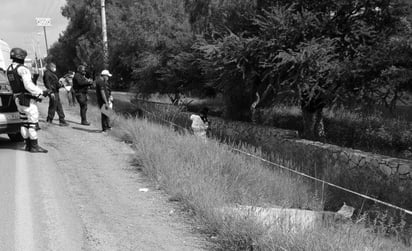 Hallan el cuerpo de una mujer sobre carretera Rumbo Nuevo en Ciudad Victoria 