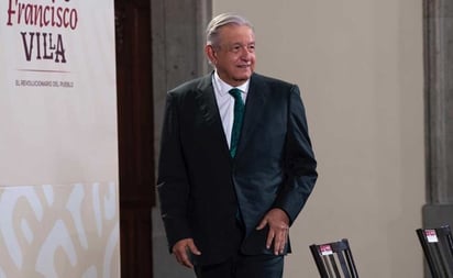 Migrantes 'son de lo mejor', dice AMLO; prevén que 2022 cerrará con 58 mil mdd envidados por connacionales