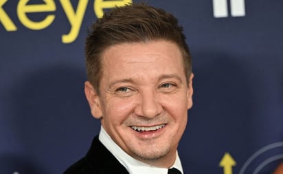 Revelan detalles del accidente de Jeremy Renner al tratar de liberar un auto atascado en la nieve