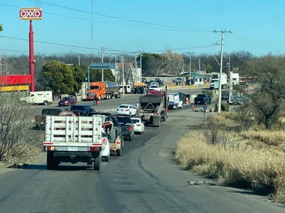 'Paisanos' disminuyen su paso por la carretera federal 57