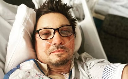 Jeremy Renner aparece en nuevo video desde el hospital