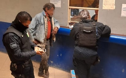 Arrestan a indigente por querer dormir en la Central de Autobús de Monclova