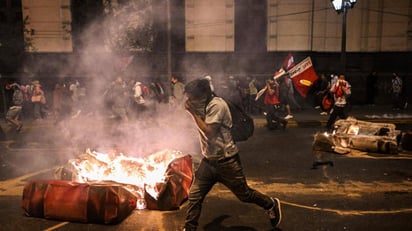 Fiscalía de Perú investiga a Diana Boluarte por muerte de 36 manifestantes