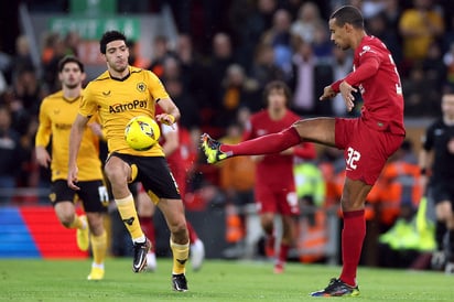 Los Wolves provocan el replay en Anfield  