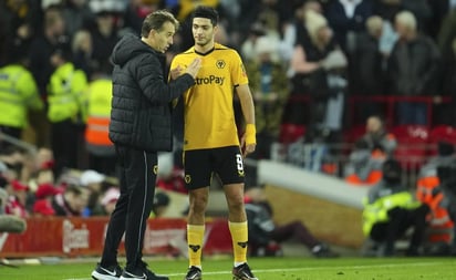 Raúl Jiménez jugó 62 minutos en el empate del Wolverhampton con Liverpool por la FA Cup