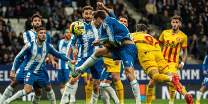 Girona frustra la victoria del Espanyol en el 85