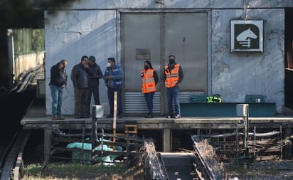 Aseguran cajas negras de tren impactado de la Línea 3