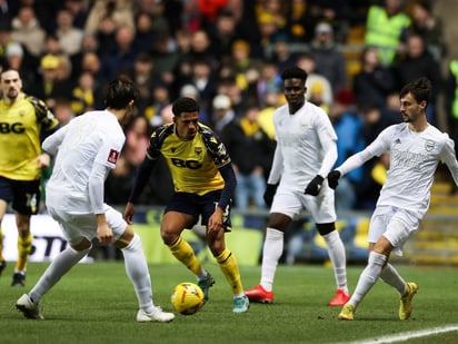 Arsenal gana y se enfrentará a Manchester City en FA Cup