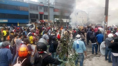 Perú decreta toque de queda tras 18 muertos por protestas