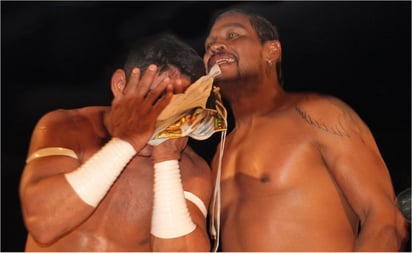 Muere el luchador Black Warrior, eterno rival del Místico