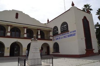 130 escuelas cerraron por falta de alumnos en 4 años