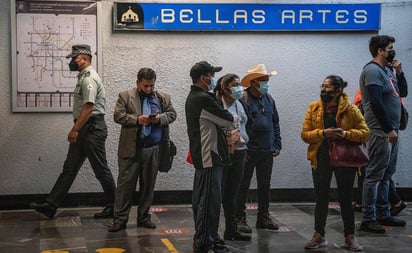 'Usuarios simulados' de la Guardia Nacional también viajan en el Metro