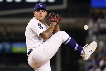 Julio Urías firma con Dodgers por 14.25 millones para temporada 2023