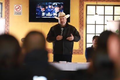 Chema reconoce el trabajo que hace la Policía Rural