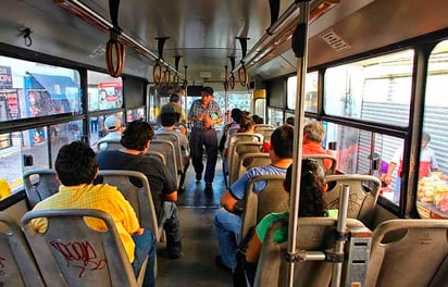 Transporte público no respeta tarifas de personas prioritarias 