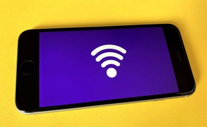 Por qué debes desactivar el Wi-Fi de tu celular al salir de casa