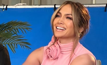 Jennifer Lopez tiene el truco de moda perfecto para las mujeres bajitas