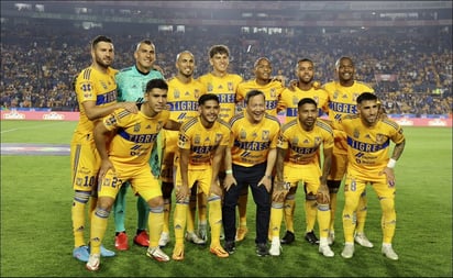 Rob Schneider visitó el Universitario para apoyar a Tigres