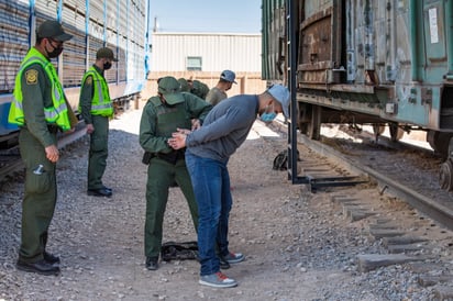 Agentes Fronterizos de EEUU son asignados al sector de Del Río para vigilar la frontera 