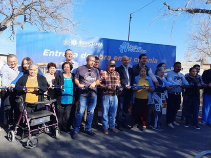 Presidencia entrega pavimentación en colonia Estancias de Santa Ana