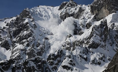 Avalancha causa al menos ocho muertos en la región china del Tíbet