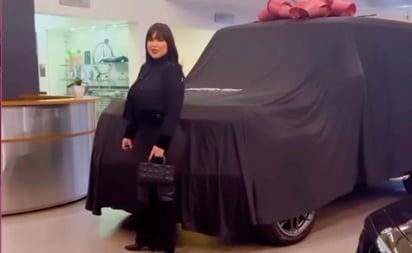 ¿Cuánto cuesta la nueva camioneta de la mamá de Christian Nodal?