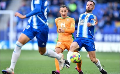 Andrés Guardado hace historia y cumple 300 partidos en España