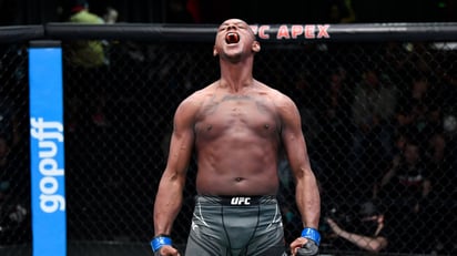 Jamahal Hill gana por decisión unánime ante Glover Teixeira y es nuevo campeón semicompleto 