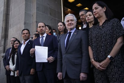 PAN impugna ante la Suprema Corte el 'Plan B' de AMLO