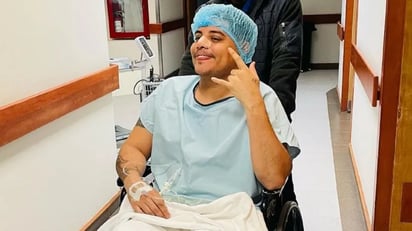 Eduin Caz se realiza con éxito a su segunda operación, esta vez de hernia hiatal: El cantante se mostró contento porque los doctores ya le dieron luz verde para empezar con su gira 2023.