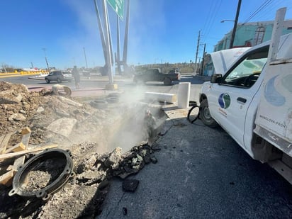 Atiende SIMAS hundimiento de pavimento en zona centro de Monclova