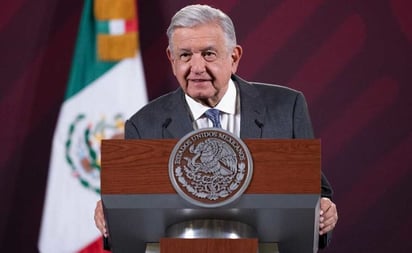 AMLO anuncia reunión con servidores de la nación y públicos para hablar de programas sociales