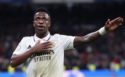 Vinicius responde a las agresiones con goles y deja un mensaje: 'Madrid hay uno solo': El atacante brasileño del Real Madrid convirtió el último gol del partido para sellar la clasificación a semifinales