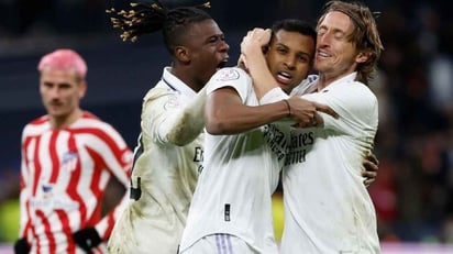 Real Madrid le remontó al Atleti, se quedó con el derbi 