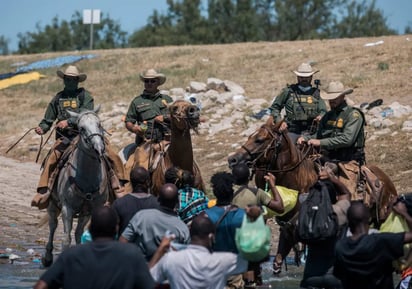 Demócratas piden a Biden  anular restricciones de asilo    