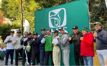 Estrellas del boxeo mexicano participan en la Jornada Nacional de Activación Física: El Instituto Mexicano del Seguro Social organizó una macro activación física de Cardio Box para fomentar el deporte como medicin