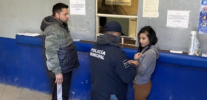 Pareja se drogaba en la vía pública de la colonia Ciudad Deportiva de Monclova 