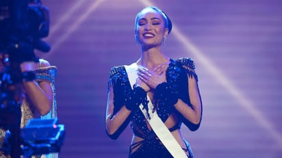 Miss Universo, renuncia a la corona de Miss EEUU