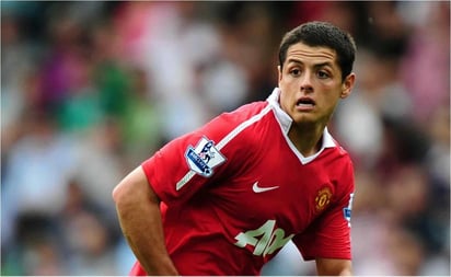 Chicharito Hernández 'defendió' gol con la cara en el Manchester United: 'No es fácil': El delantero mexicano recordó esa anotación en una transmisión en vivo