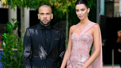  Dani Alves: Joana Sanz le pide el divorcio al futbolista y se pone del lado de la víctima