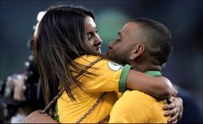 La esposa de Dani Alves le solicita el divorcio