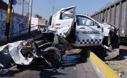 Choque de patrulla de la GN contra tren deja 2 oficiales muertos y 4 lesionados en Celaya