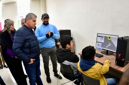 Entregan obra de infraestructura en la Universidad Politécnica