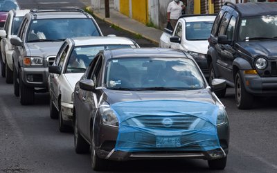 Cierra enero con caída mensual en venta de autos