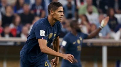 Raphael Varane anunció que se retira de la Selección de Francia