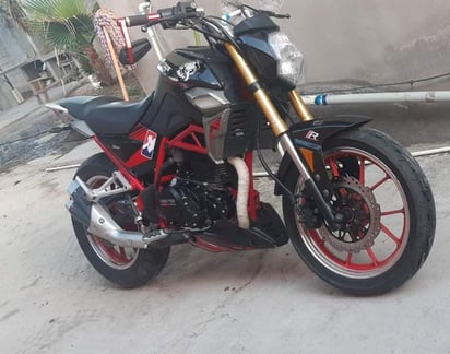 Motocicleta fue robada en la Plaza Juárez