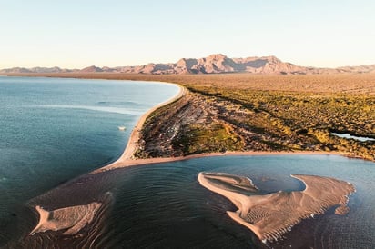 Isla Tiburón, tierra sagrada a la que no puedes llegar sin permiso