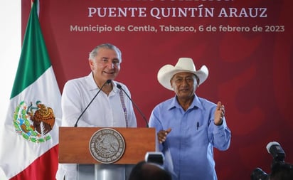 No me 'encampanen', pide Adan Augusto a sus paisanos al recibirlo con un '¡Presidente, Presidente!'