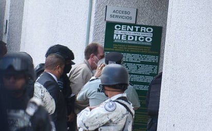 Trasladan a 'El Güero' Palma a hospital desde el penal del Altiplano